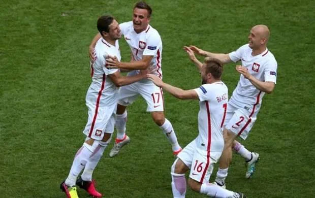 "DÇ-2018"ə vəsiqə qazanan komandaların sayı 15-ə çatdı 