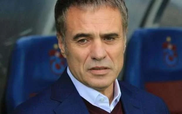 Ersun Yanal qovuldu 