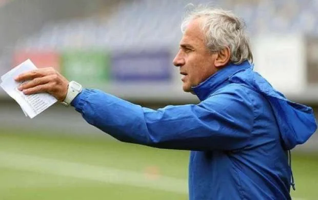 Zaur Svanadze: "Böhrandan çıxmalıyıq, sonra lap ağır olacaq" 