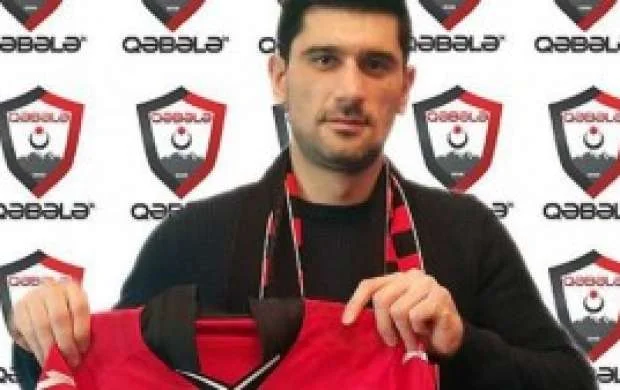 "Qəbələ" müdafiəçisini də itirdi 