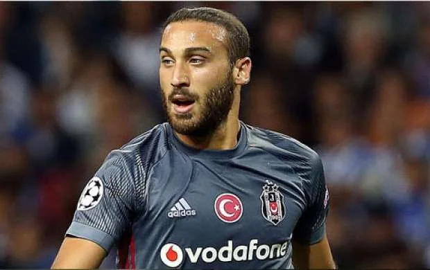 "Beşiktaş" futbolçusuna elə qiymət qoydu ki... 