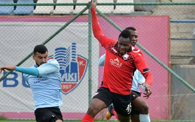 "Qəbələ" rəsmisi: "Komandanı gücləndirəcək səviyyədə deyillər" 