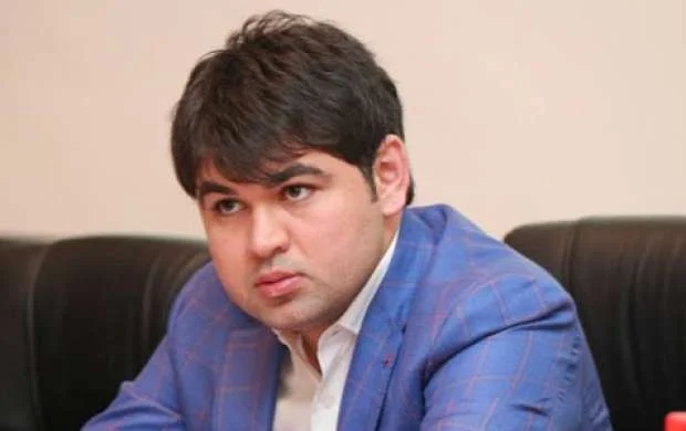Elmir Vəliyev Şahin Diniyevin istefasından danışdı 