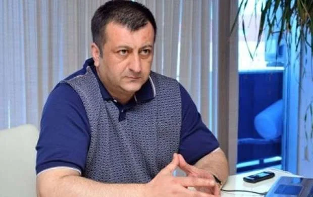 Bakı klubuna pul verdilər, baş məşqçisinə barmaq silkələdilər - ÖZƏL 