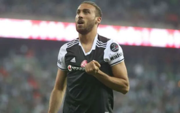 "Beşiktaş"ın futbolçusuna 10 milyon avroluq təklif 