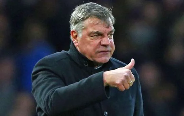 "Everton" qovduğu çalışdırıcıya xələf tapdı 
