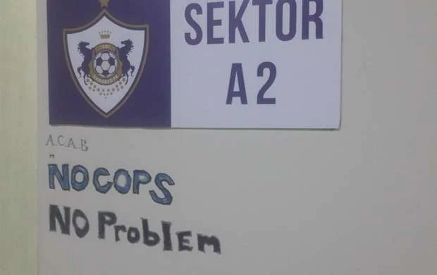 "Qarabağ" azarkeşləri polis zorakılığına qarşı - FOTO 