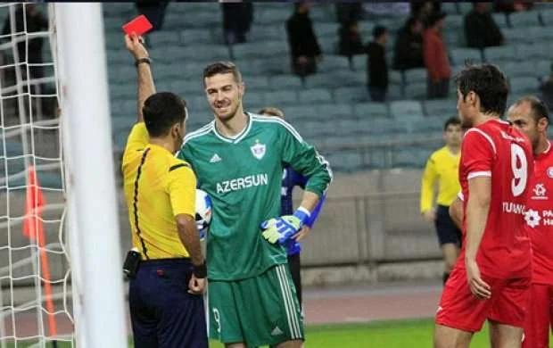Premyer Liqanın ən intizamsız komandası  