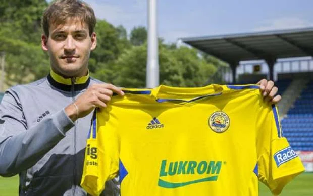 Bakı klubu argentinalı futbolçu transfer edir 