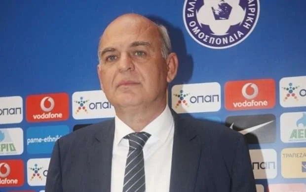 Futbol federasiyasının prezidentini ölümlə hədələdilər 