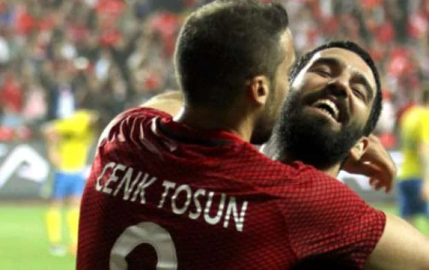 Premyer Liqa klubundan Arda Turan bombası 