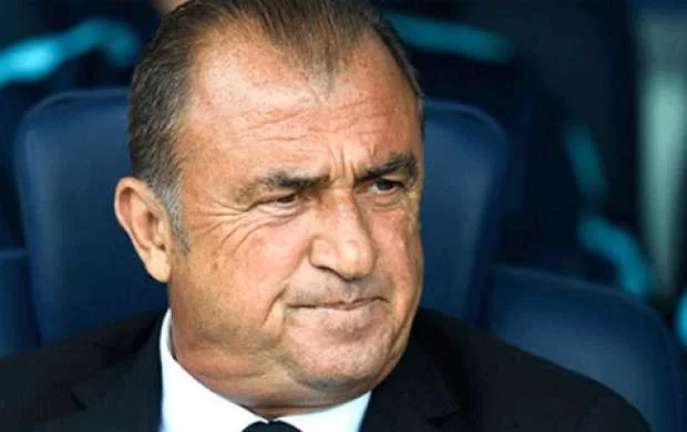 Fatih Terim iki futbolçunu "Qalatasaray"dan kənarlaşdırdı 
