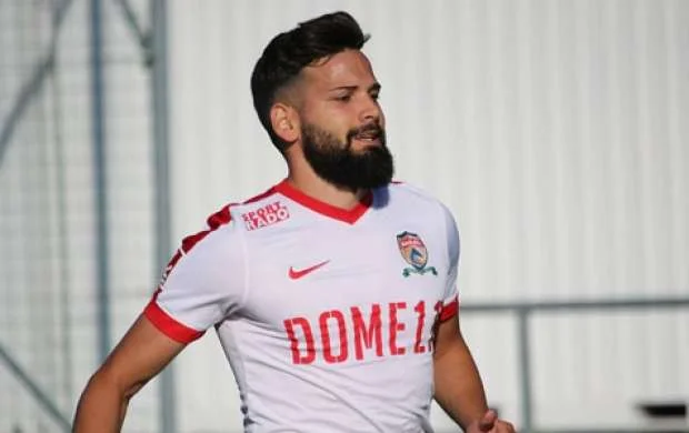 "Qarabağ"ın serb futbolçusu "Keşlə"də 