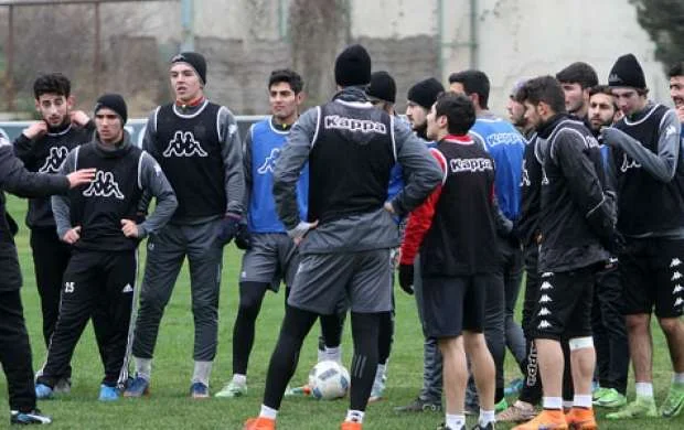 “Neftçi” 5 yoxlama oyunu keçirəcək 