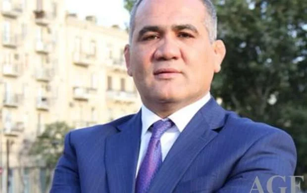 Fazil Məmmədov Ələkbərovu işdən çıxardı, Umudova vəzifə verdi - FOTO 