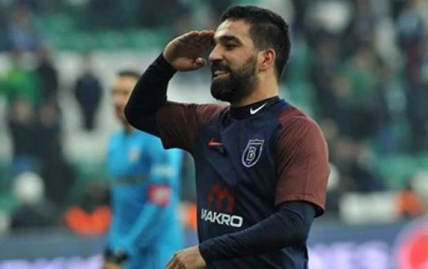 Arda Turan 80 ay sonra oynadı, 81 ay sonra qol vurdu 