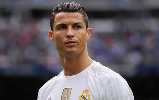 Ronaldo: "Messi zəif futbolçudu" 