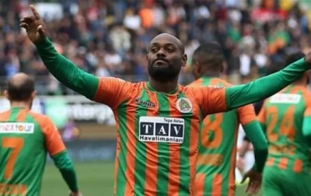 "Beşiktaş" "bomba"nı partlatdı: Super Liqanın bombardiri transfer olundu 