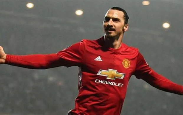 Zlatan İbrahimoviç hansı klubla danışıq aparır? 