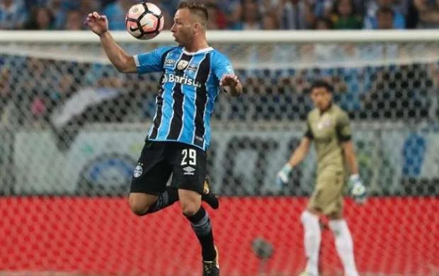 "Barselona" braziliyalı futbolçu transfer etdi 