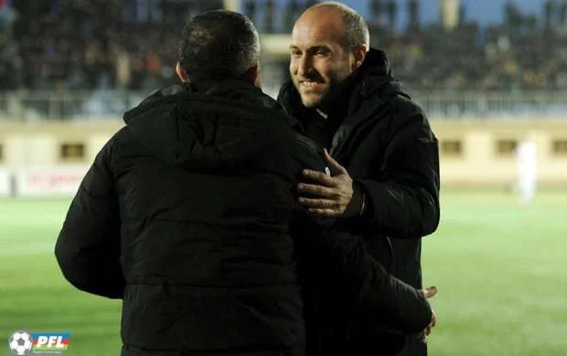 2 qol, söyüş, dava, qırmızı vərəqə... - FOTO/VİDEO 