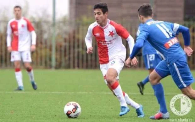 Futbolçumuz Çexiyada qol vurdu, darmadağın rəsmiləşdi 