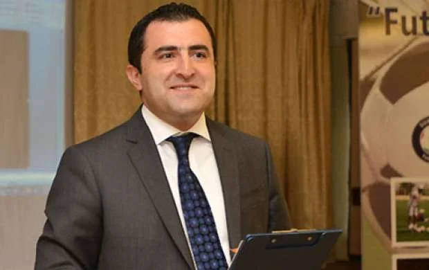 Kamran Quliyev: "Samir Abasovun “Neftçi”yə gəlişi hazırda müzakirə olunmur” 