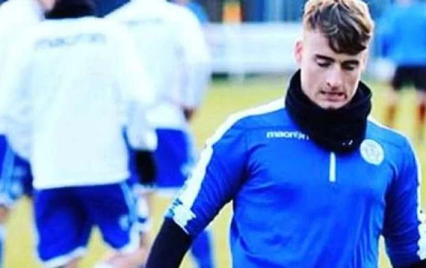 İnək futbolçunu zədələdi 