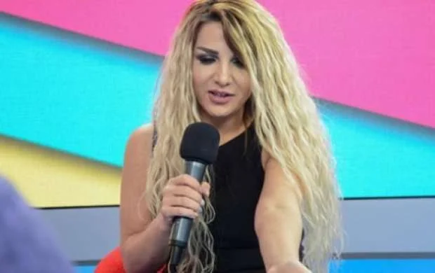 İdmançı ilə evli olan azərbaycanlı müğənni: "Ərim qızlarla yazışır" (FOTO/VİDEO) 