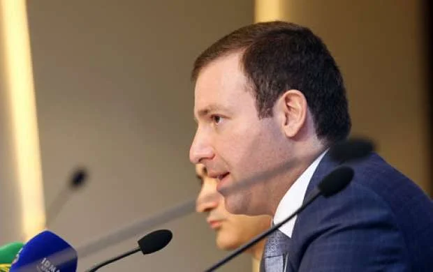Elxan Məmmədov: "Bunu millinin baş məşqçisi ilə müzakirə etmişik" 