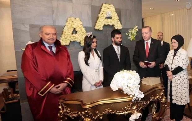 Arda Turan evləndi, Ərdoğan nikah şahidi oldu - FOTOLAR 