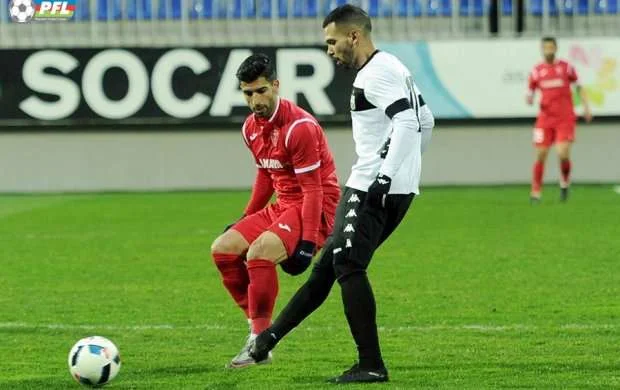 Meza Kollinin ayağı sınıb? 