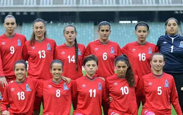 Millimiz böyükhesabla yenildi 