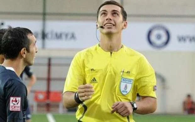 Azərbaycanlı hakimlər Türkiyə millisinin oyununda 