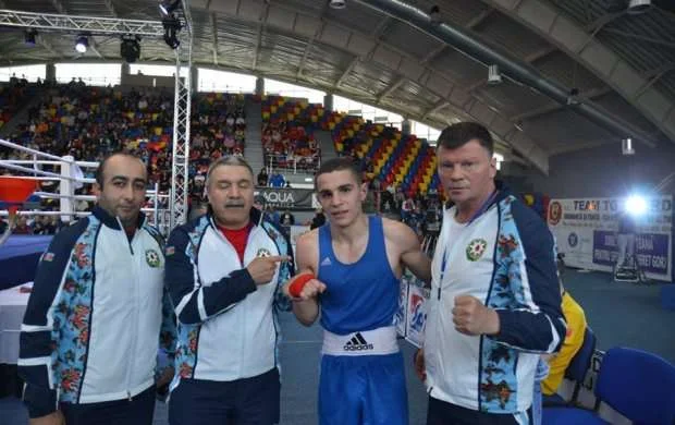 Azərbaycan boksçusu Avropa çempionatının finalına yüksəlib - FOTO 