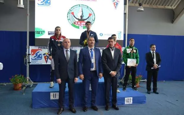 Boksçularımız Avropa çempionatında 2 medal qazandı - FOTO 