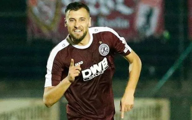 Rüfət Dadaşov III Bundesliqa klubu ilə müqavilə bağladı - FOTO 