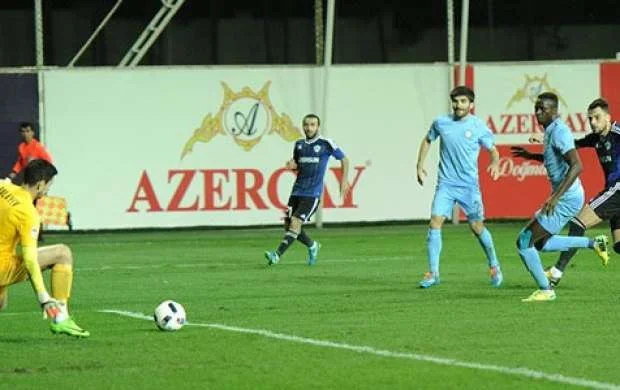 "Qarabağ" qələbə qazandı, Gəncədə xallar bölündü 