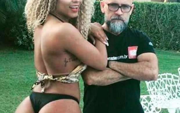 Ronaldo mesaj yazıb, məşhur gözəli evinə çağırdı - FOTOLAR 
