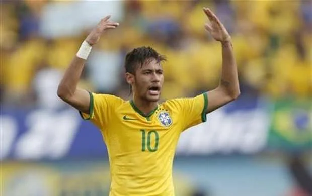 Neymar mundialda kimin parlayacağını açıqladı 