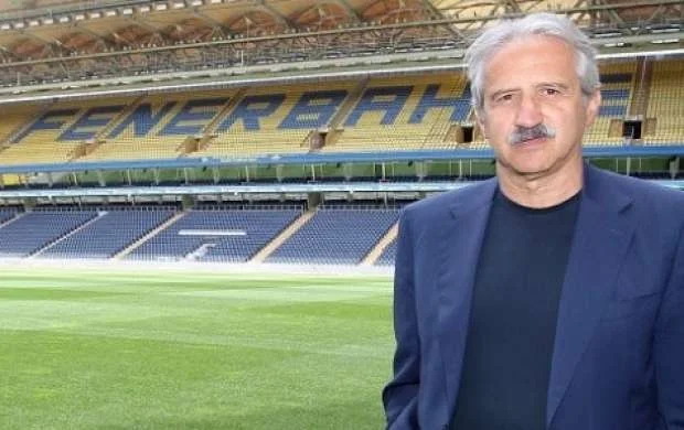 3 türk futbolçu Premyer Liqada 