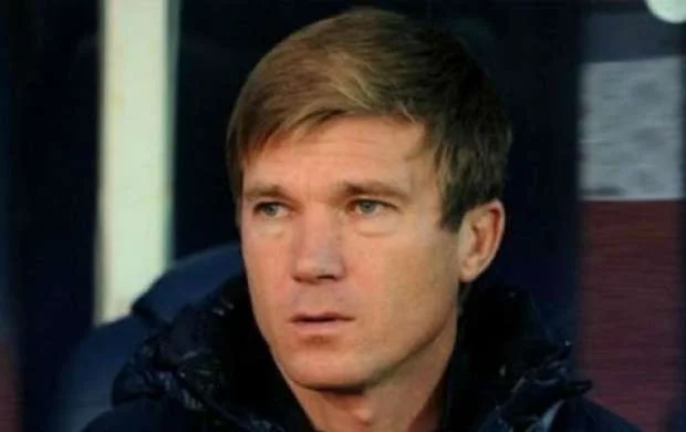 Yuri Maksimov: "Futbolçularımıza deyirəm ki, çıxın, özünüzü göstərin" 