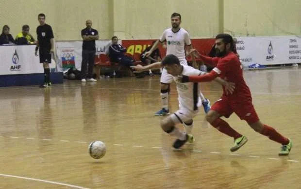 "Neftçi" və "Yasamal" dayandı 