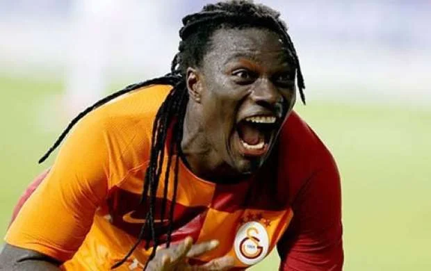 "Qalatasaray"ın bombardirinə Çindən 10 milyonluq təklif 