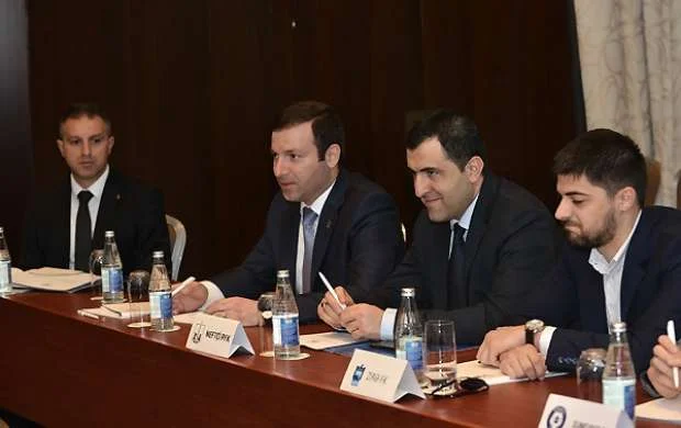 Klublar Komitəsinin toplanma səbəbi: gərək var idimi? 
