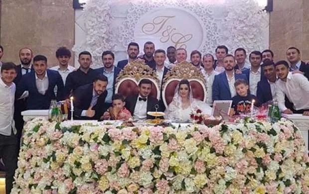 Millimizin futbolçusu evləndi 