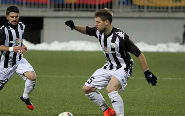"Neftçi"nin futbolçusuna 3 ölkədən təklif 