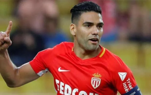 Radamel Falkao bombası 