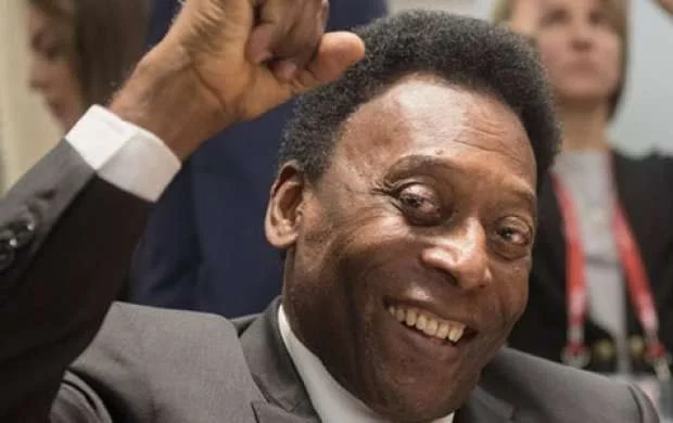 Pele: "Finalda Braziliya Rusiya ilə qarşılaşsın" 