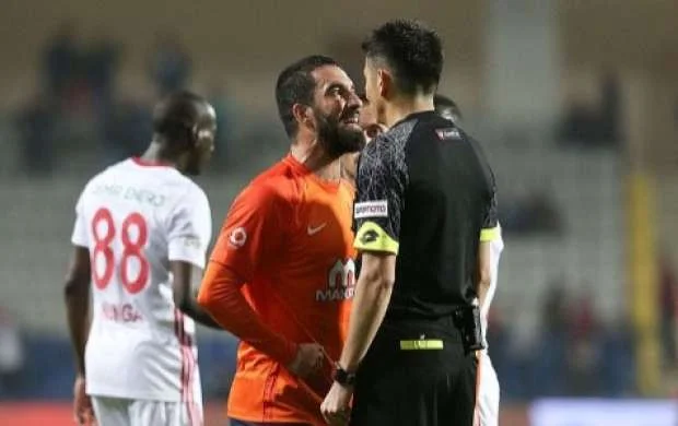 Arda Turana daha bir şok 